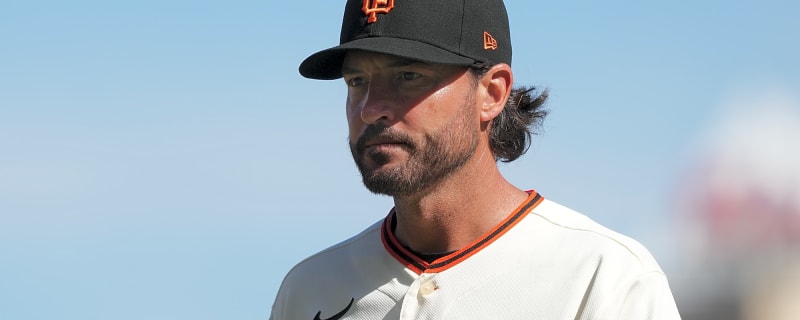 Tony Vitello made his first unnecessary mistake as the manager of the San Francisco Giants, and it was a tough look