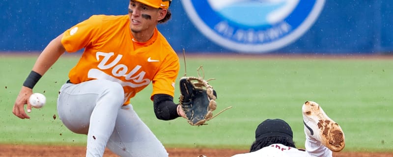 Arkansas coach Dave Van Horn dropped some strong words about former Tennessee infielder Manny Marin, who now plays for the Razorbacks