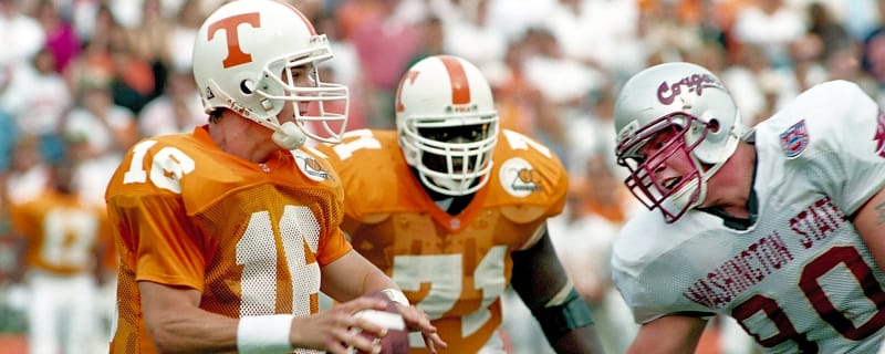 ‘Peyton Manning wasn’t ready to start as a true freshman’ – Former Vols OC David Cutcliffe shared his thoughts on Tennessee’s current QB situation