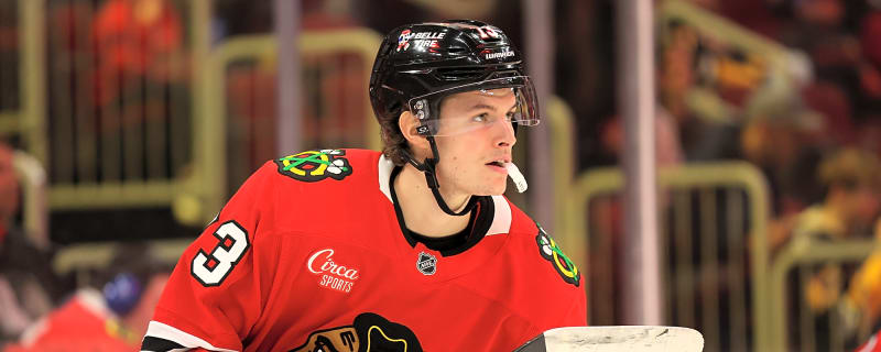 Canucks Acquire Lukas Reichel From Blackhawks for 4th-Round Pick