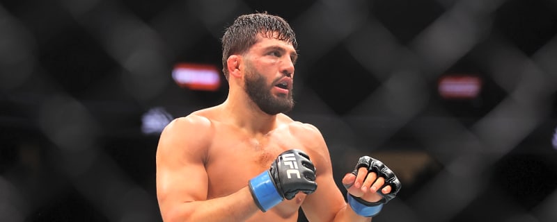 Arman Tsarukyan vs Dan Hooker: Bloody Elbow staff predict the UFC Qatar main event