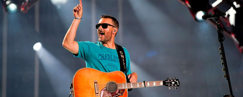 Eric Church, a North Carolina native, made it very clear how he feels about football fans in the state of Tennessee