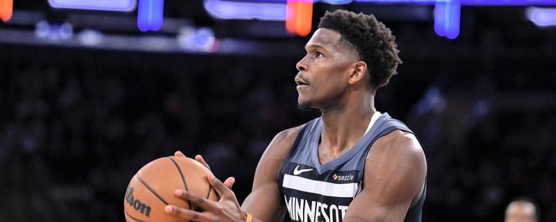 Anthony Edwards sends a profane warning to Shams Charania