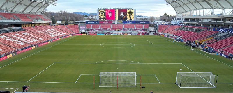 Aston Villa vs Chelsea – Team News: Rosenior makes massive goalkeeper decision in crucial game