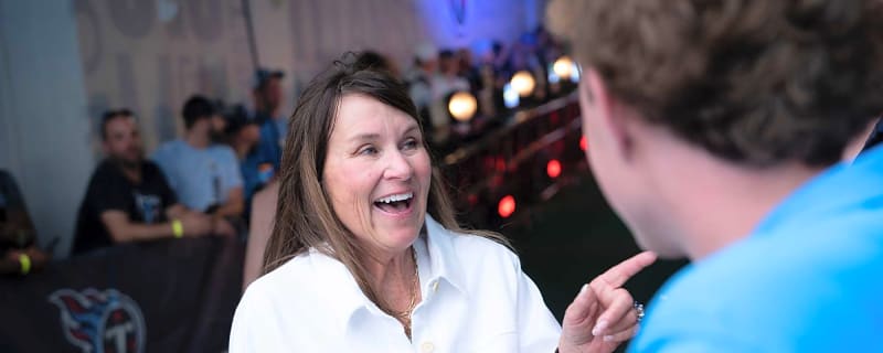 Offseason contract extensions makes firing Titans coaching staff even more expensive for Amy Adams Strunk