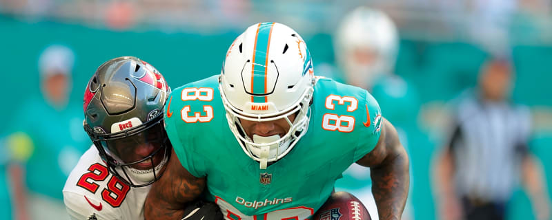 Panthers Say 'No Information' When Asked If They’re Shopping TE Ja’Tavion Sanders