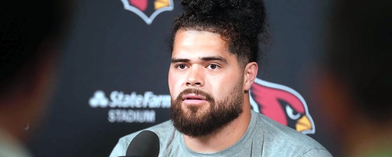 Issac Seumalo Fired Shot at Steelers GM Omar Khan After Bolting for $31.5M With Cardinals