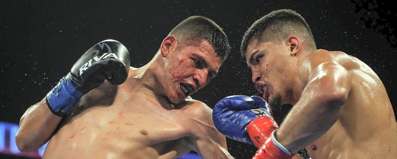 ‘Boxing is Stale’ – Oscar De La Hoya Slams Xander Zayas