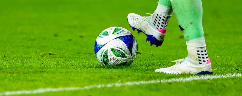 Survival blow for Leeds as 26-year-old ace demands January escape