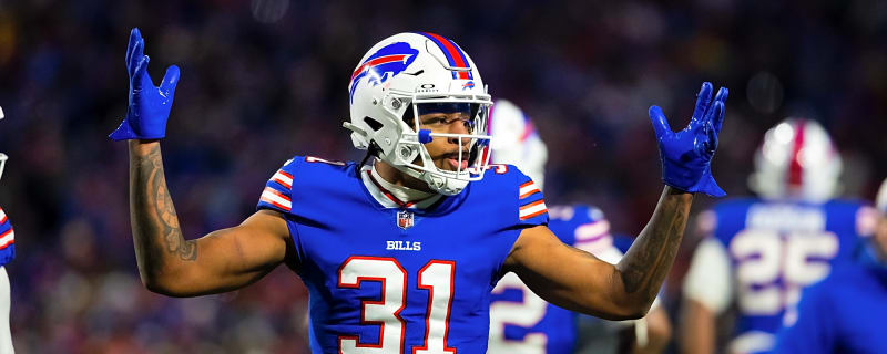 Dolphins Remain In ‘Active Discussions’ With CB Rasul Douglas