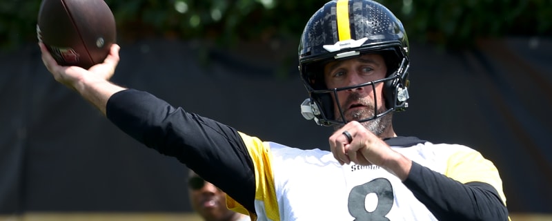 Potential Hidden Meaning Behind Recent Steelers Retreat Led By Aaron Rodgers