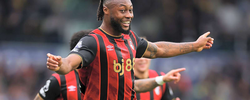 PL star hailed as ‘extraordinary’ by Pep Guardiola this season is now ‘one to watch’ for Man Utd in January