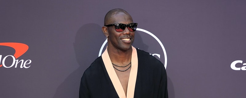 Terrell Owens on LeBron James’s Longevity and Defending Kyrie Irving