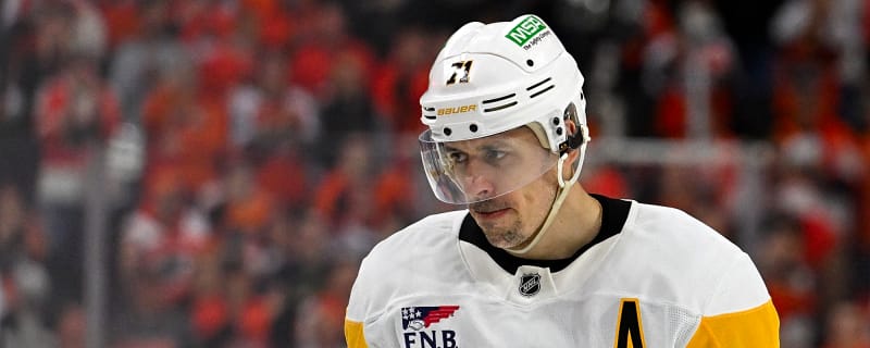 Sidney Crosby Not Pleased With Officiating in Game 3 Loss to Flyers