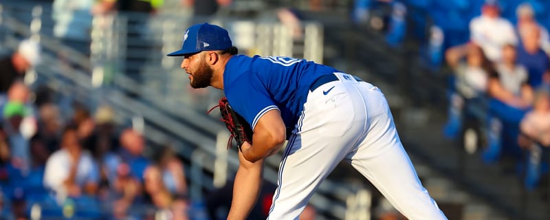 Diamondbacks Sign Junior Fernandez To Minor League Contract