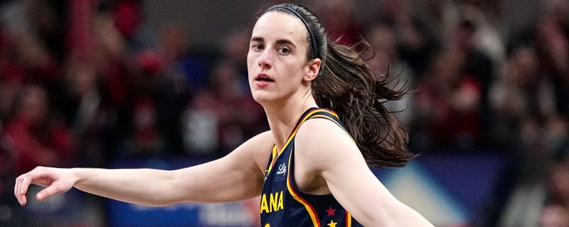 Caitlin Clark, Fever struggle in loss in regular-season finale