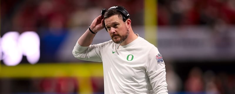 Dan Lanning takes a page out of Lane Kiffin’s book with a desperate move to land the top Oregon Ducks transfer portal target
