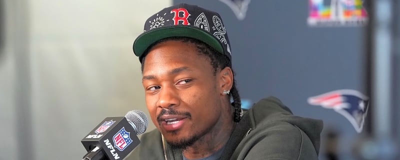 Patriots could bring Stefon Diggs back under one condition
