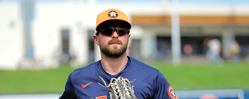 Veteran OF/1B elects free agency as frustrating saga continues