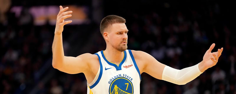 Warriors’ Porzingis Exits Friday’s Game With Back Soreness