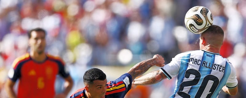 ‘I know internally..’ – Journalist names shock Liverpool star on Man City radar