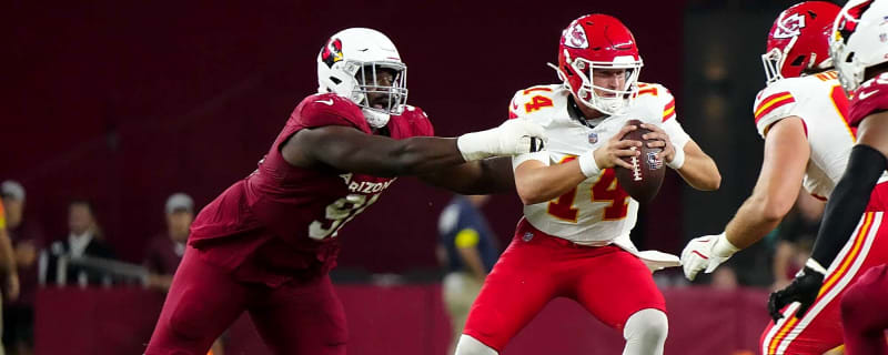 Cardinals To Re-Sign DL L.J. Collier
