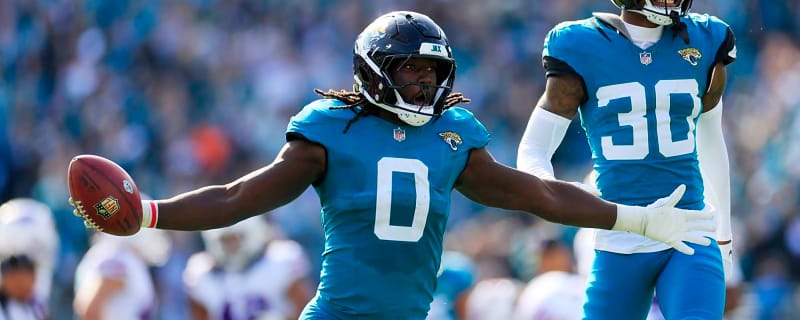 Jaguars Not Expected To Franchise LB Devin Lloyd Or RB Travis Etienne