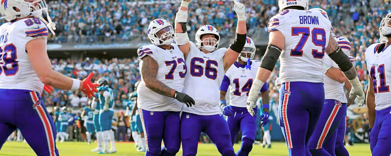 Connor McGovern free agency news raises the stakes on Titans' bid for Tyler Linderbaum, bringing a world post-Cushenberry cut into question