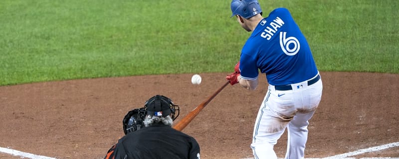 Blue Jays history: Six years ago, Travis Shaw signs a one-year deal