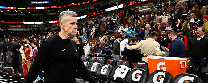 Spurs hiring Billy Donovan as top assistant