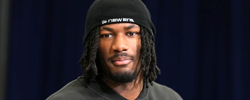 A 2026 NFL mock draft of options for the Eagles to replace Jaelan Phillips and complete the front with Jalen Carter and Co.