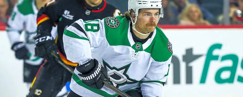 Stars sign Sam Steel to four-year extension