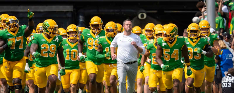 Joel Klatt Believes Oregon Ducks Should Jump Teams in 2025 College Football Playoff Picture