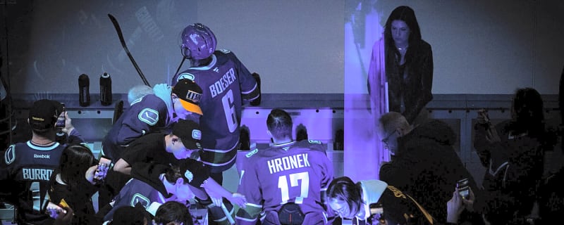 The Canucks shouldn’t name a new captain next season | Wagner’s Weekly