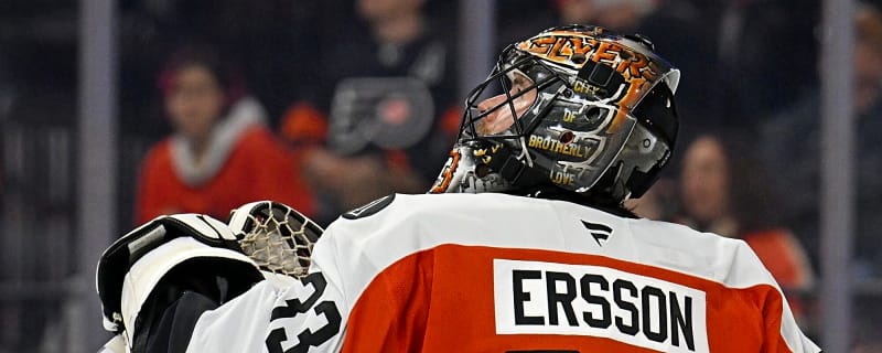 Flyers’ Samuel Ersson leaves game with lower-body injury