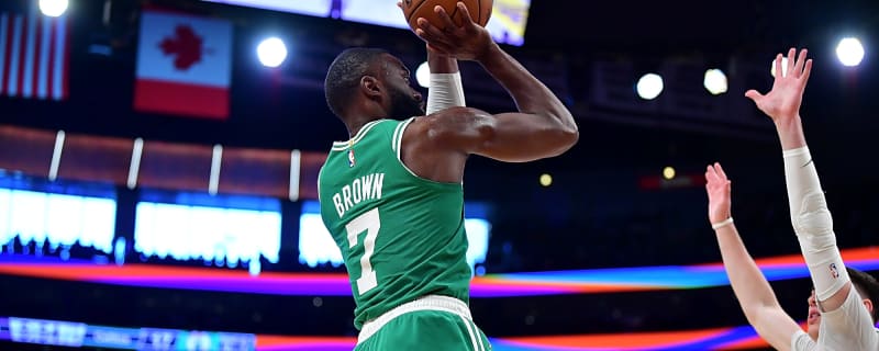 Celtics dominate Lakers in rivalry blowout