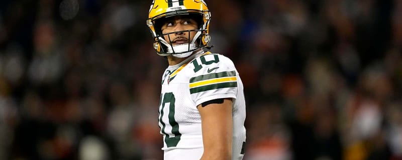 Justin Herbert comparison exposes the one thing Jordan Love still has to prove