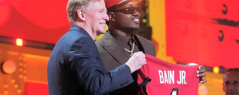 Rueben Bain Jr. Falling to No. 15 Was a Dream Scenario for the Buccaneers