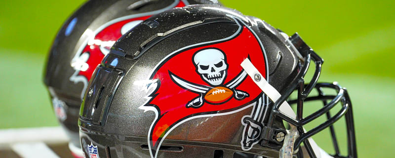 Bucs Elevate Offensive Lineman