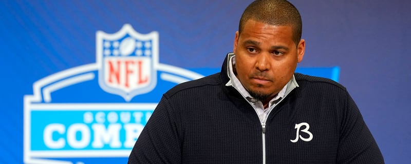Bears Open To Extending RB D’Andre Swift