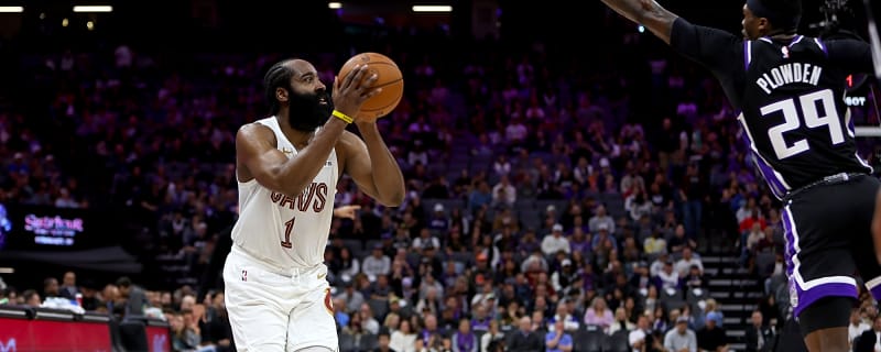  Not always pretty, but Cavs close like contenders in James Harden debut