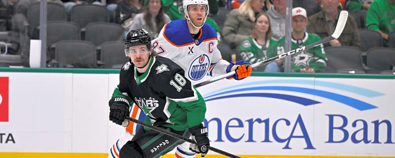 Stars Sign Sam Steel To Four-Year Deal