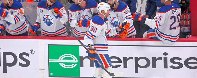 Kings’ Corey Perry Out 6–8 Weeks Following Knee Surgery