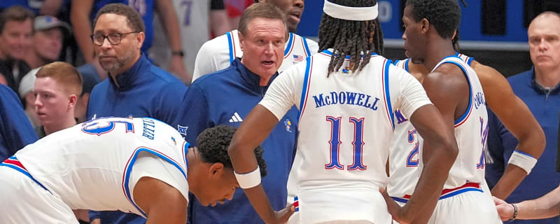 Kansas Basketball Reporter Causes Stir With Sideline Photo