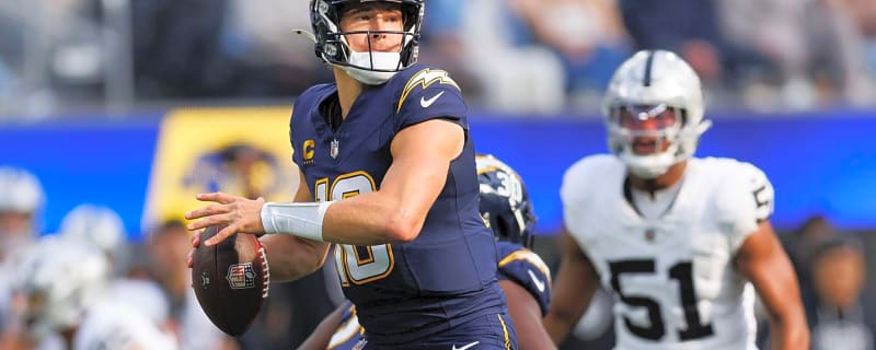 Justin Herbert returns to practice for Chargers, eyes Monday night start vs Eagles