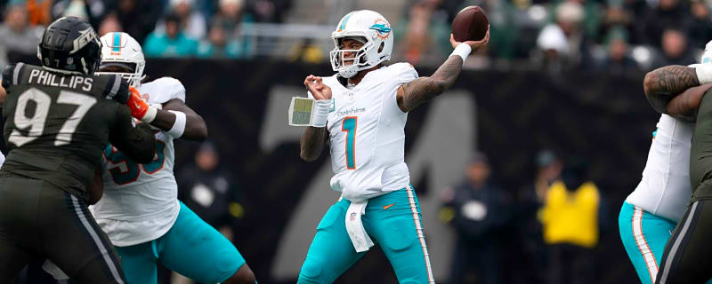 Anonymous Executive Criticizes Dolphins’ Handling of Quarterback Moves