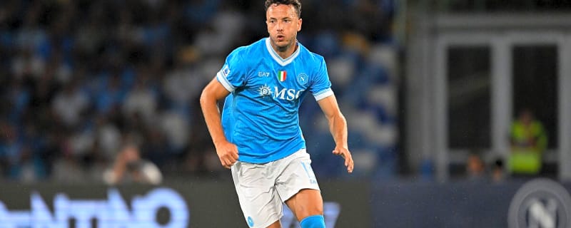 Local media confirms transfer approach from Tottenham for 31-year-old title-winning star