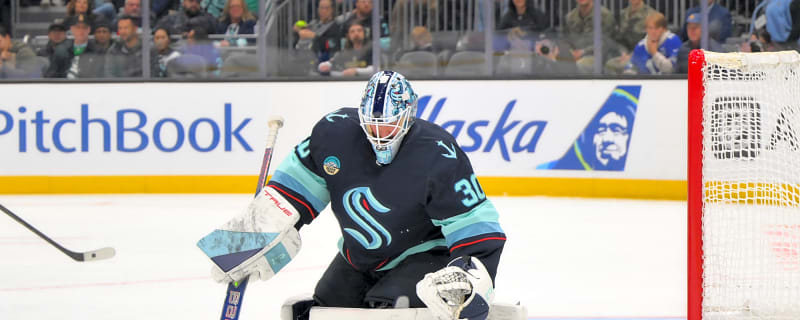 Penguins Should Consider Signing Matt Murray