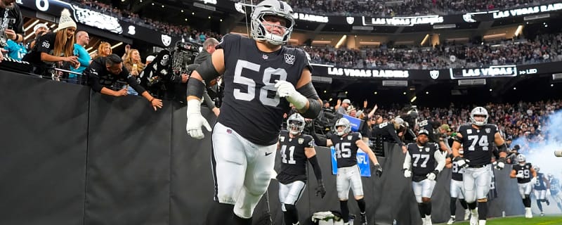 Raiders’ Jackson Powers-Johnson working exclusively at center