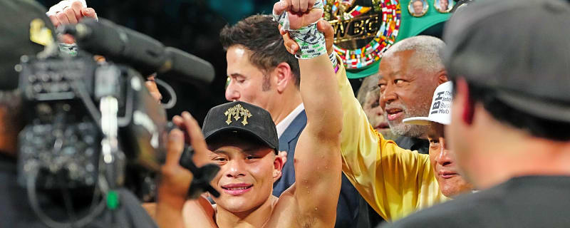 Isaac Cruz vs Lamont Roach – Teddy Atlas breaks it down